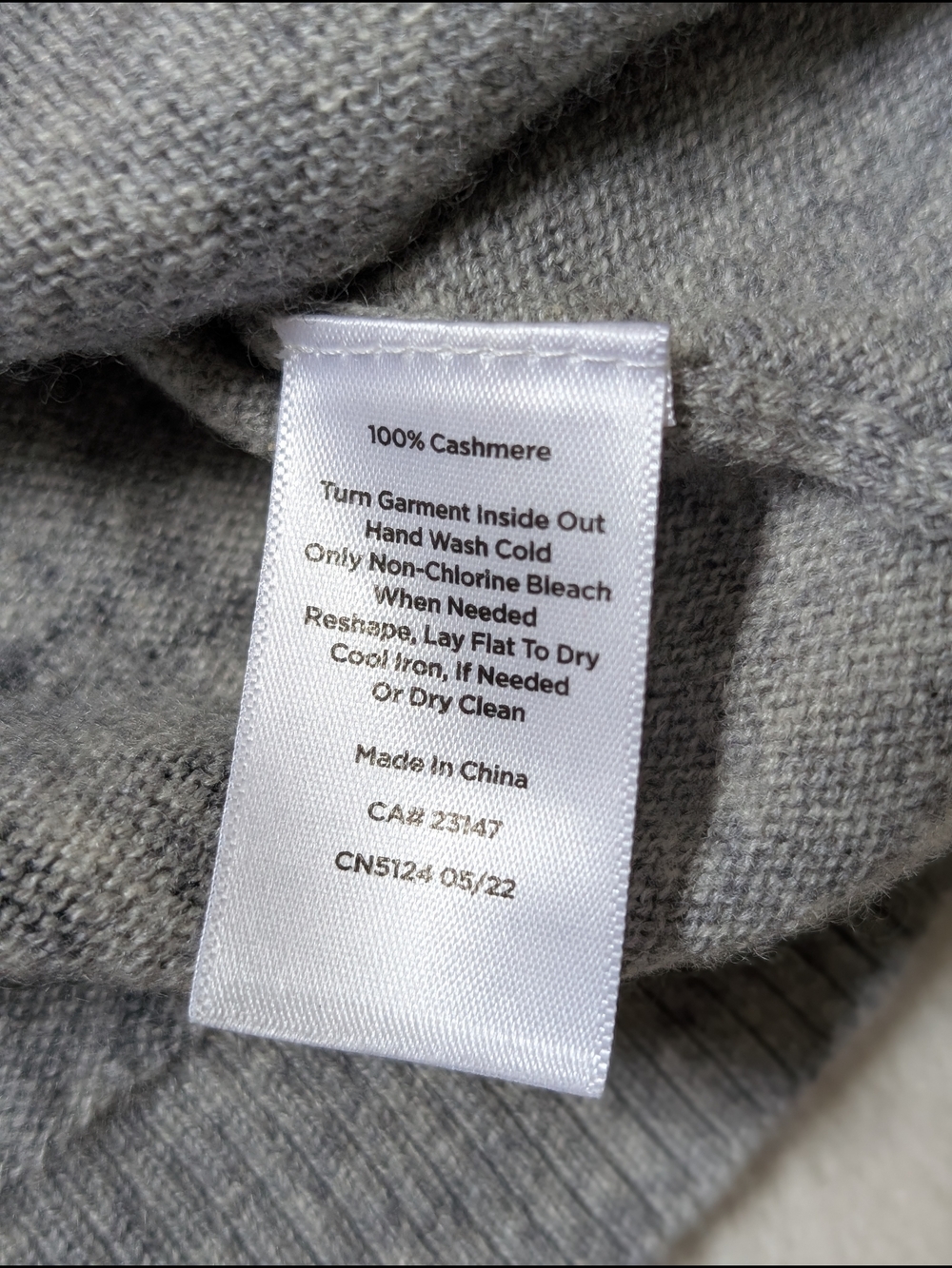 Talbots 100% Cashmere Gray Floral Sweater with Black Floral Print S - Picture 9 of 9